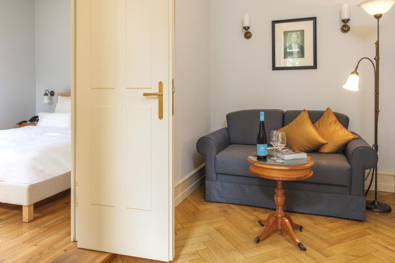 Residenz Weingut Schloss Reinhartshausen Bed & Breakfast Eltville am Rhein Dış mekan fotoğraf